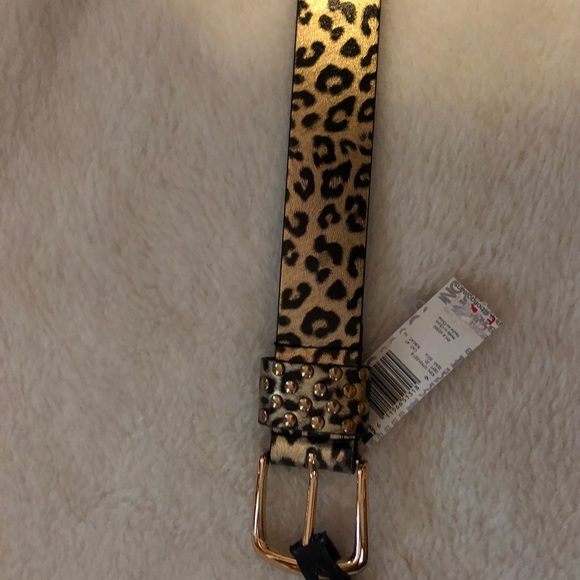 BONGO Accessories - NWT animal print belt size Large